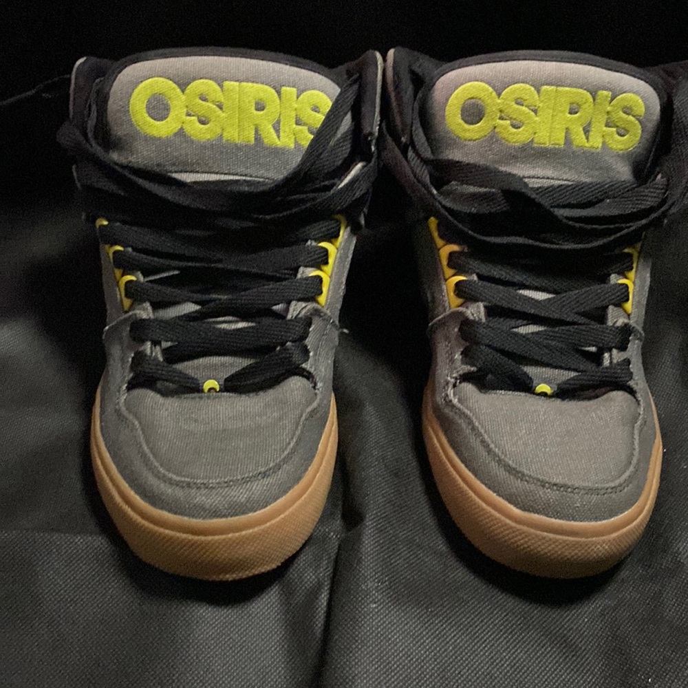 Osiris skate shoes